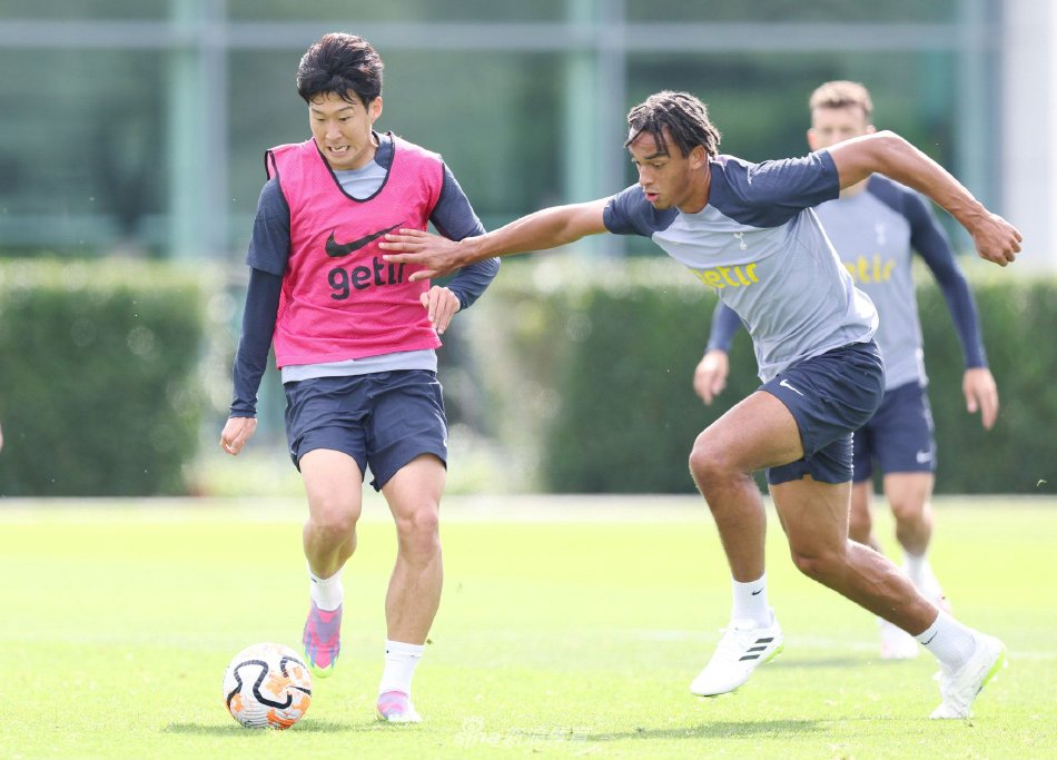 亲王威廉与 亲王威廉与